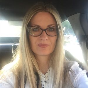 Meet your Posher, Cyndi